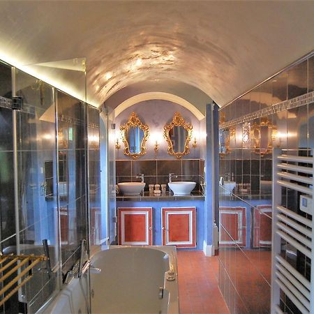 Chateau La Servayrie - Chambre D'Hotes Marcillac-Vallon 외부 사진