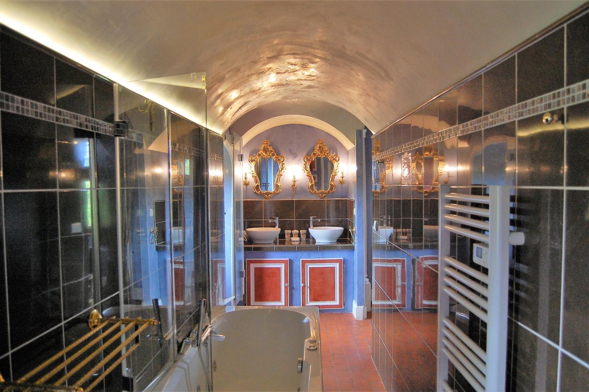 Chateau La Servayrie - Chambre D'Hotes Marcillac-Vallon 외부 사진